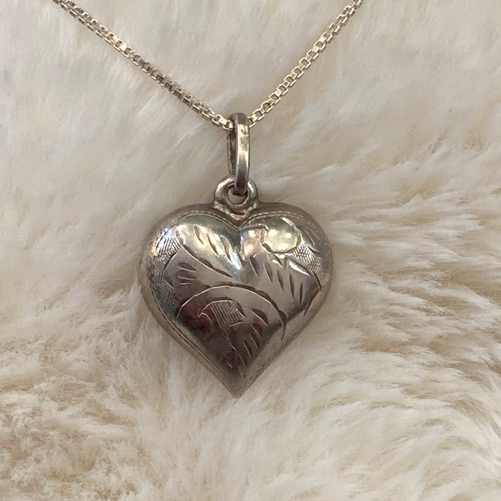 Vintage Puff Heart Pendant